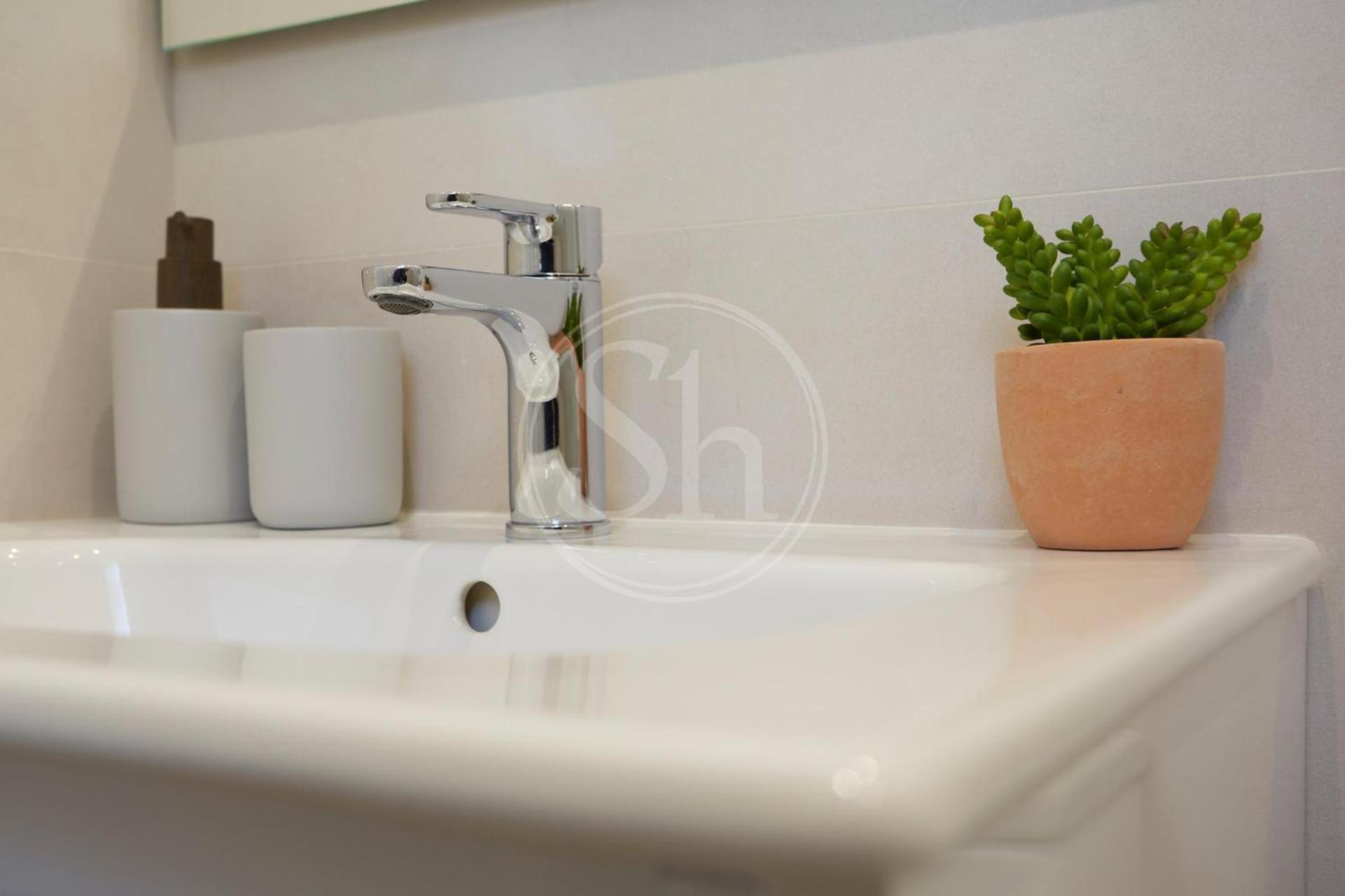 Hermoso Junto A La Sagrada Familia Apartamento *